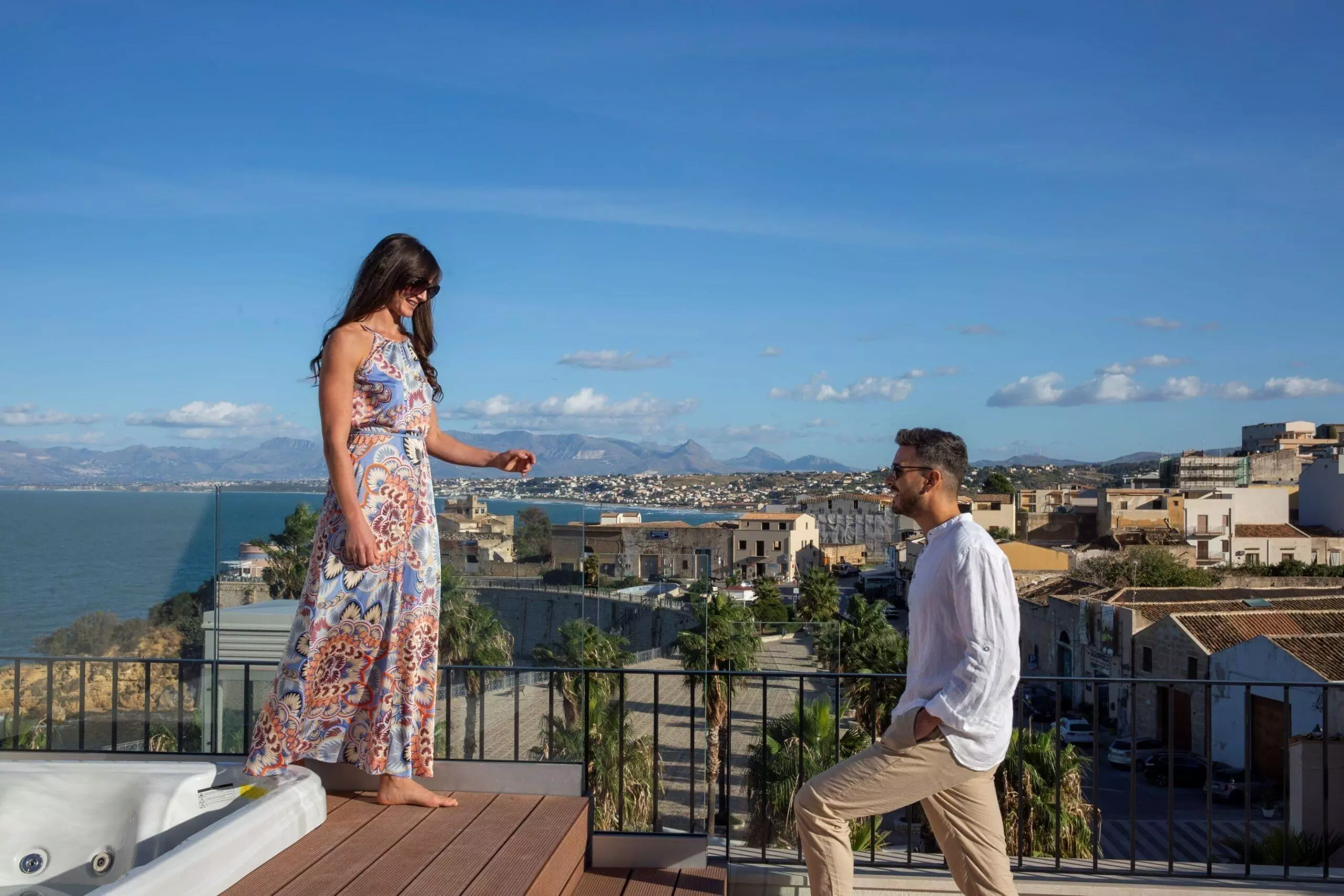 Incanto | Wellness Suite with Sea View Terrace and private Jacuzzi | Suite Deluxe – Suite 4